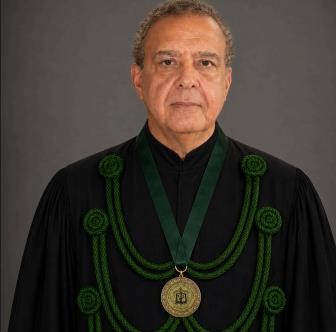 Retrato de Carlos Alberto de Sousa Martins