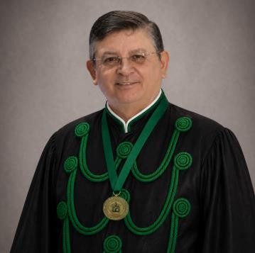 Retrato de Mauro Cesar Viana de Oliveira