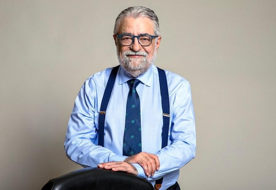 Retrato de César Eduardo Fernandes